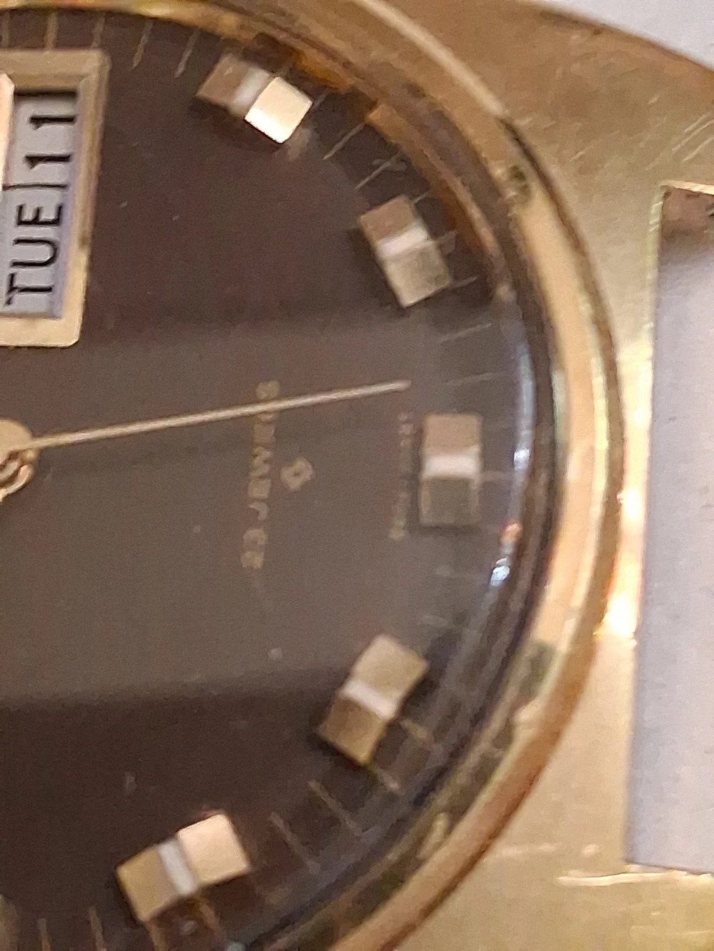 Seiko Gold-Tone Watch with Gold Dial and Day-Date 23 JEWELS Automatic